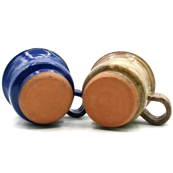 Two Vintage Stoneware Mugs Cups Blue Brown Wide Mouth Reverse Handle Artist Sign - Picture 10 of 14